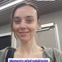 Za chvíli mě čeká natáčení, těším se💫 🎬Posílám pozdravy z natáčení 🎬✨Skvělý tým, krásná energie a radost spolupracovat s Janem Hřebejkem  😊#janhrebejk #ceskatelevize #eliskasladeckova #serial #nataceni #herecka #herectvi #umeni #shooting #actress #tv #tvserial #fyp #produkce #praha #fyppp #fypage  #fypシ゚viral #fypシ #fypシ゚ #fypviral  #fypシ゚viralシ2025 #acting #actresslife #best #dream #love #performer #acting#fyppp #eliskasladeckova #actor #fyp #fypシ゚viral🖤tiktok #janhrebejk #ceskatelevize #eliskasladeckova  #life #job #prague #summer